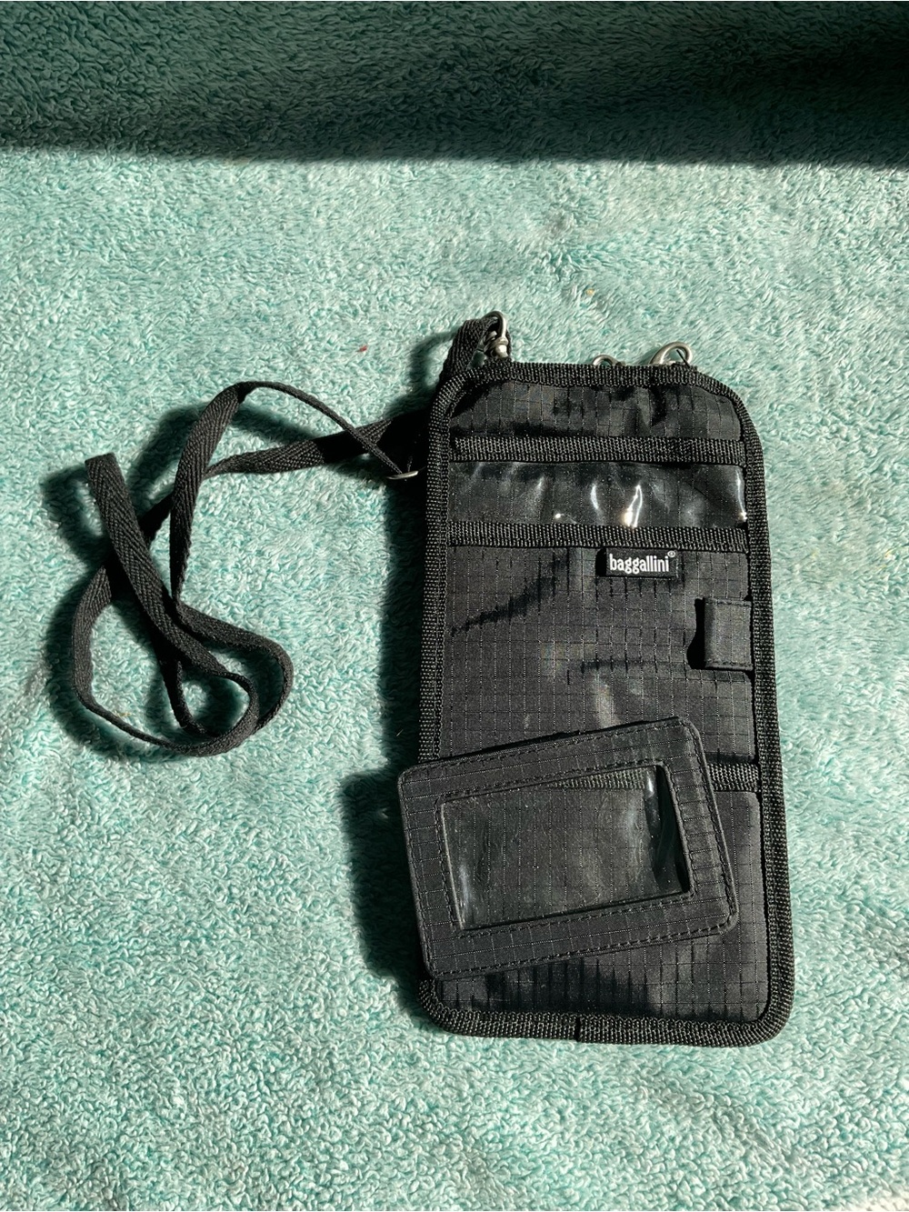 Baggallini Passport Travel Wallet Organizer Crossbody  Detachable Strap- nwot -